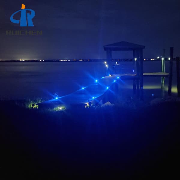 Blue Motorway Solar Cat Eyes In China For Walkway